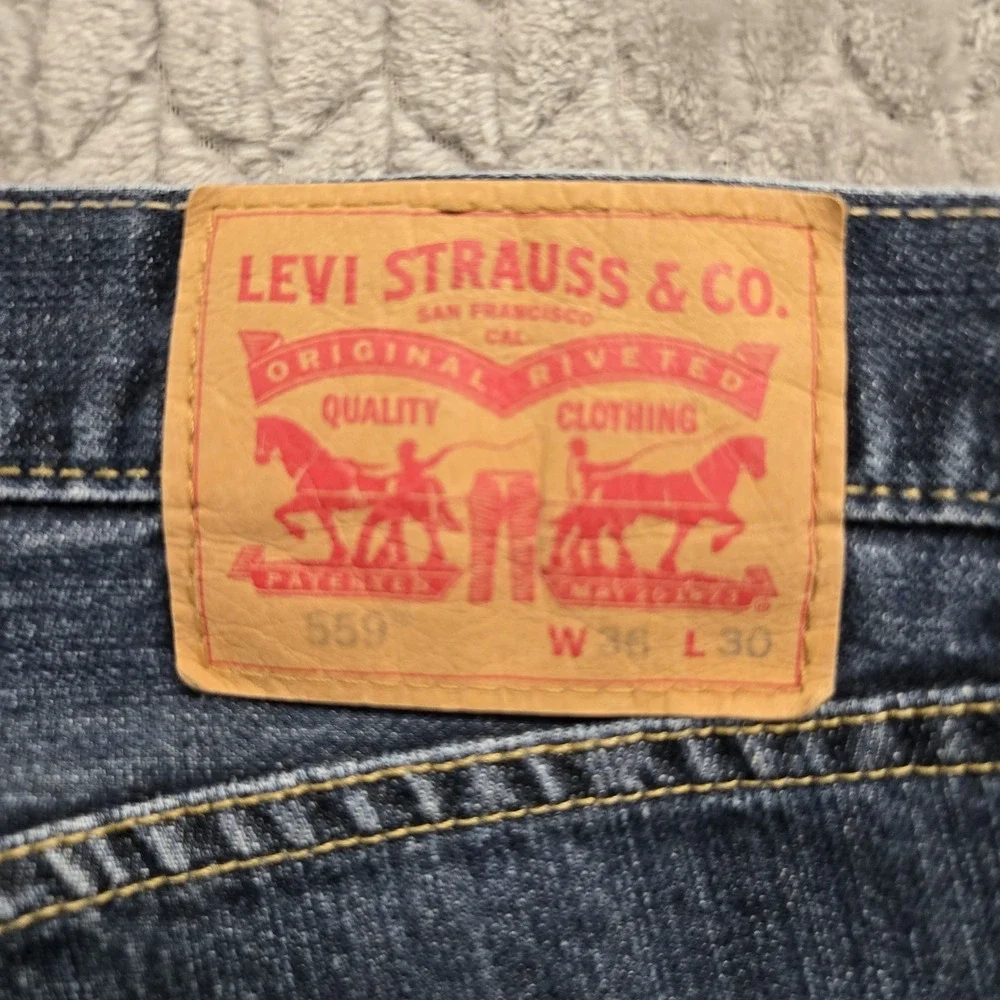 Levi's 559 Relaxed Straight 36x30 Blue Jeans Medium Wash‎ Casual Modern Denim